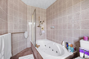 Photo 27- click for photo gallery